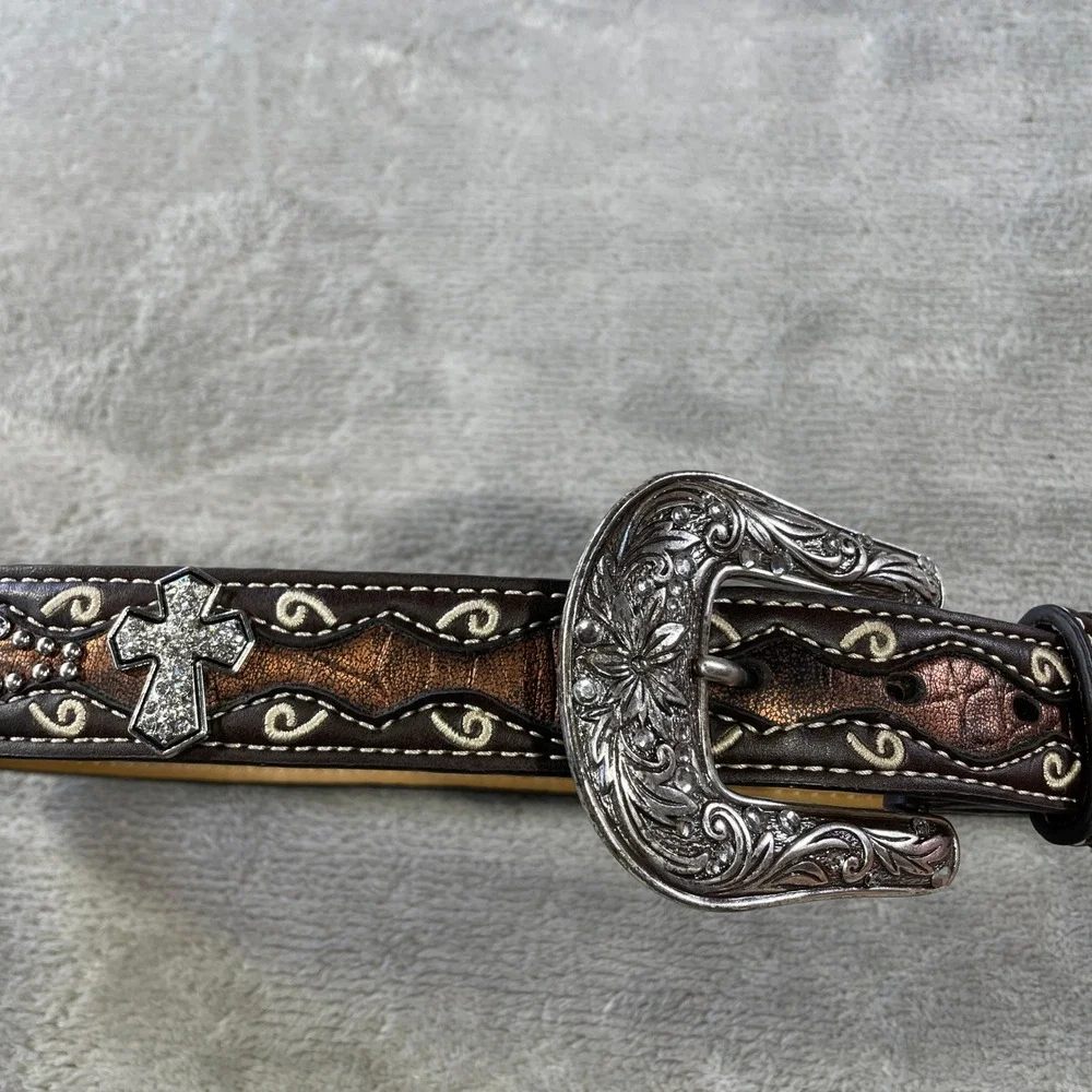 Ariat Belt Kids 24 Brown Rhinestone Western Cowgirl Cross Engraved Buckle